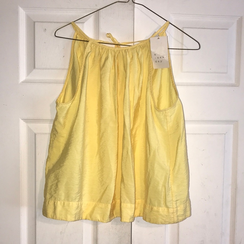 NWT Women’s Halter Top